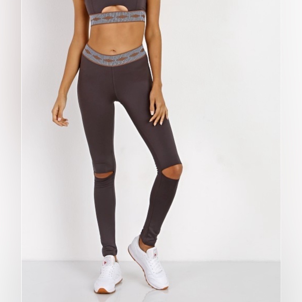 Olympia Activewear Ajax Leggings Seal with Open Knees Small